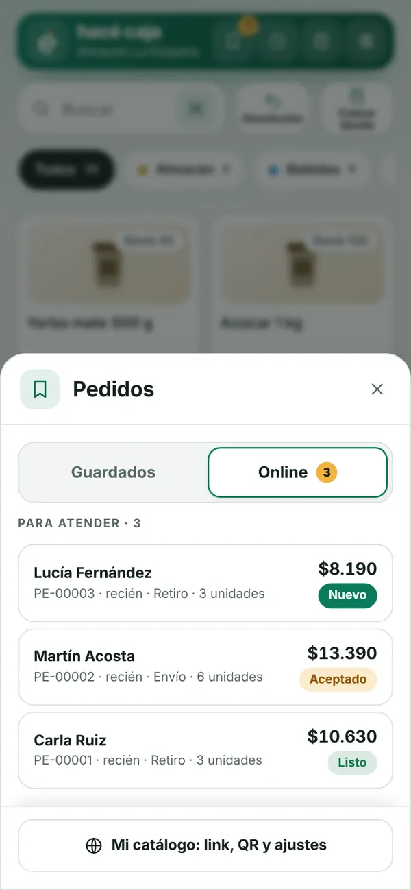 La lista de pedidos online en la caja: pedidos nuevos, aceptados y listos, con el nombre del cliente y el total